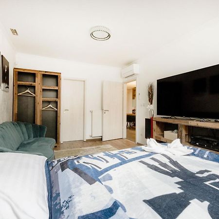 Backstage Loft Apartment Budapest Ngoại thất bức ảnh
